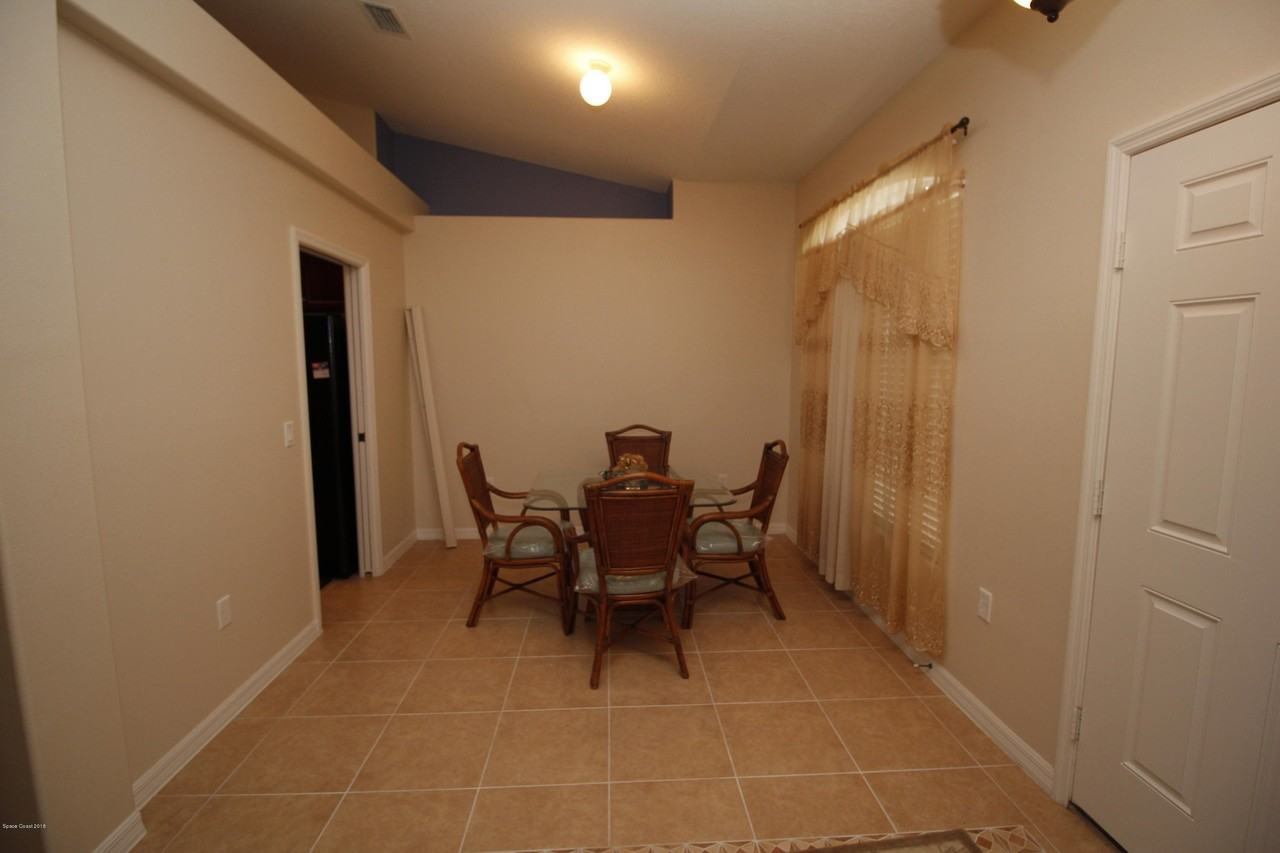 2891 Felda Ave Se - Photo 5 of 25