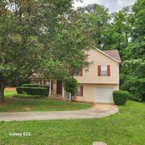 5504 Moriah Ln - Photo 1 of 1