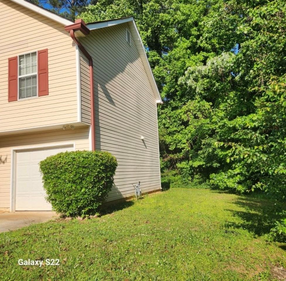 5504 Moriah Ln - Photo 3 of 24