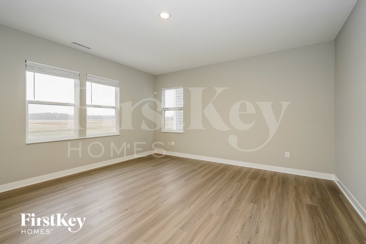 2356 S Carlota Dr - Photo 2 of 15