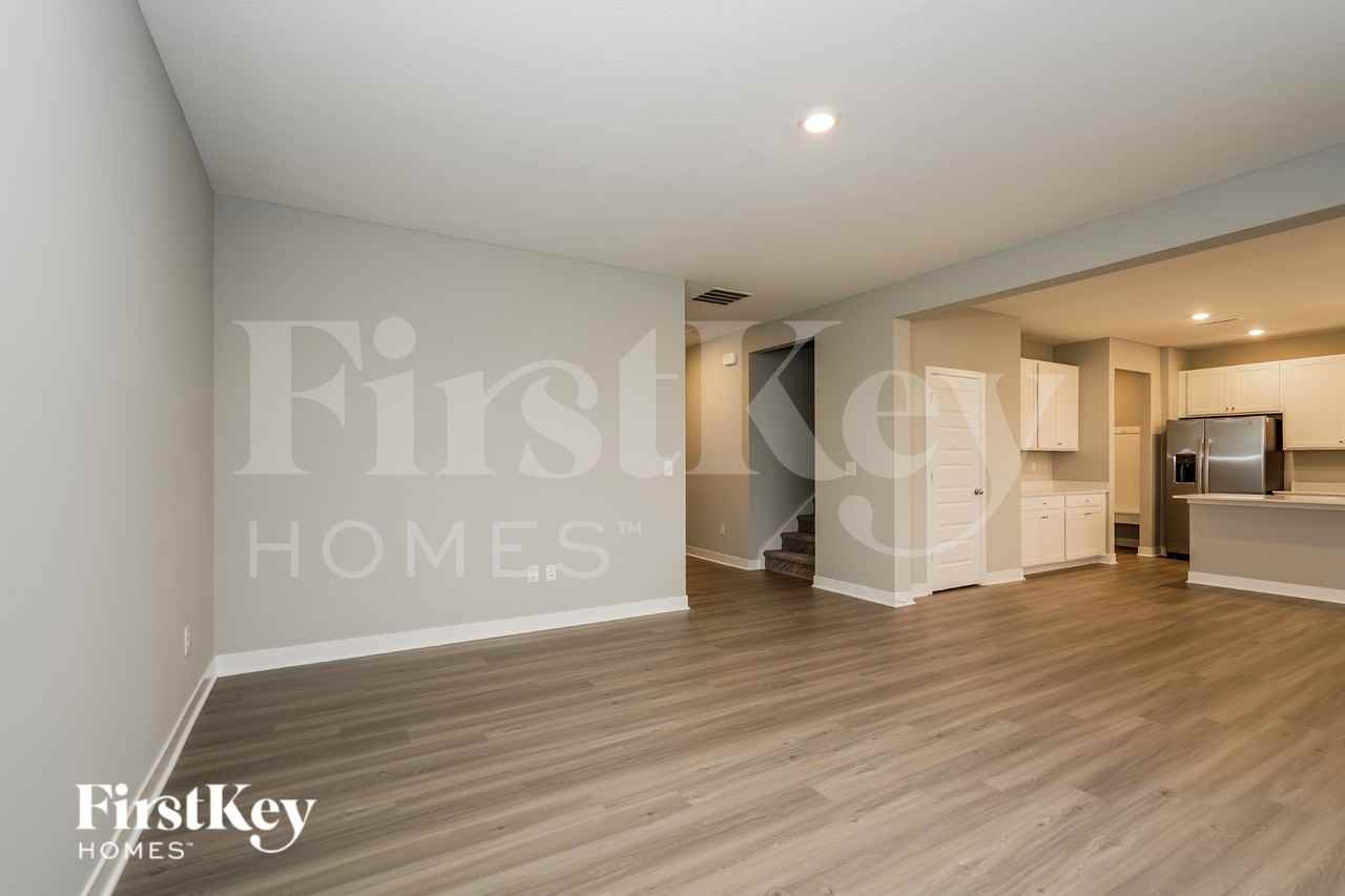 2356 S Carlota Dr - Photo 3 of 15
