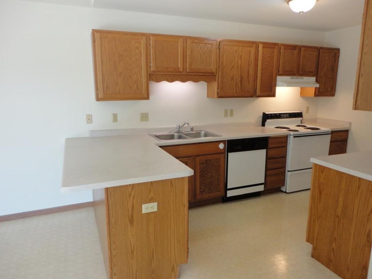 Mayville Gardens Apartment Homes - Photo 7 of 13