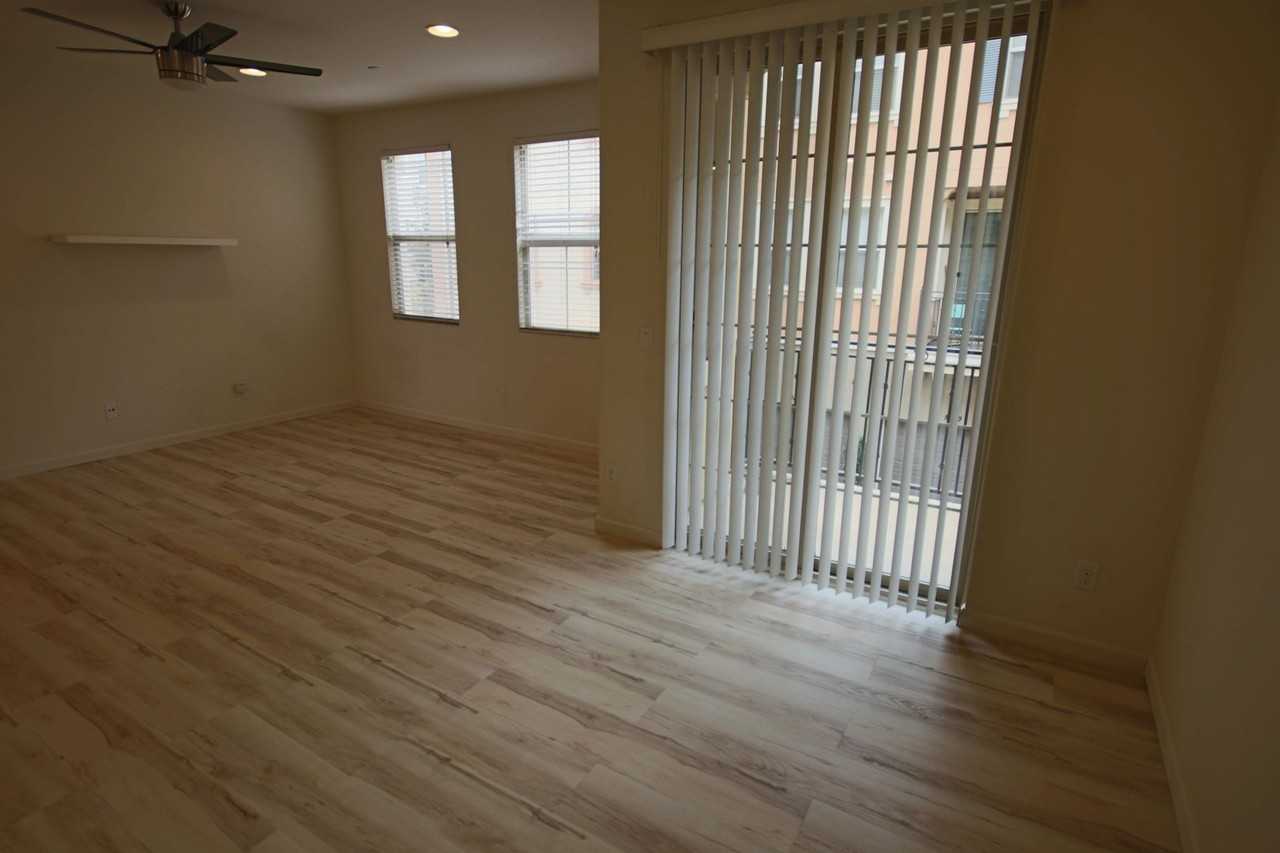 8897 Lightwave Ave - Photo 7 of 25