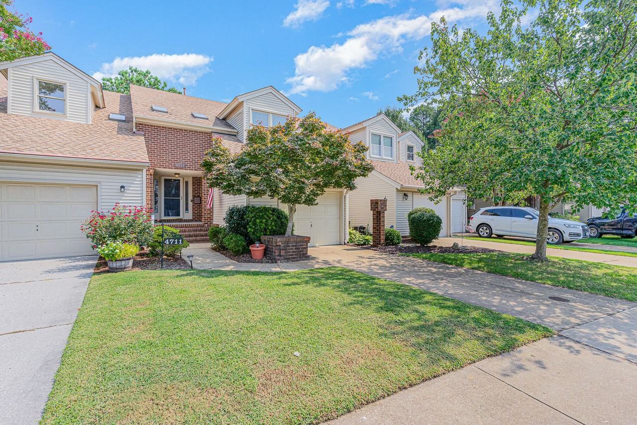 4711 Kempsville Greens Pkwy - Photo 2 of 26