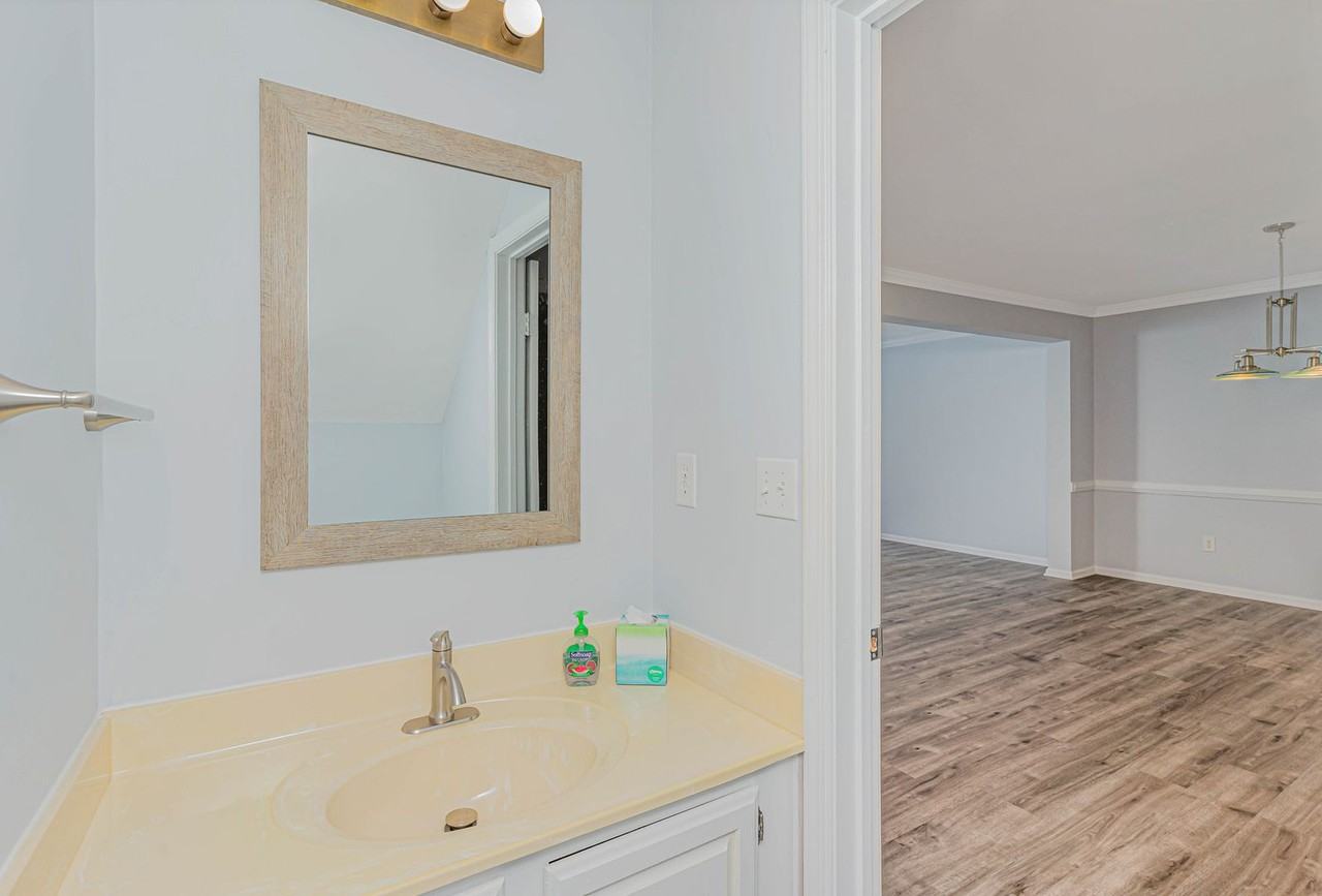 4711 Kempsville Greens Pkwy - Photo 6 of 26