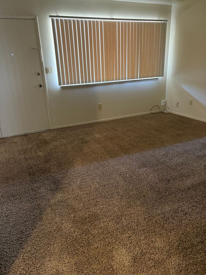 m22e22 - Photo 2 of 7