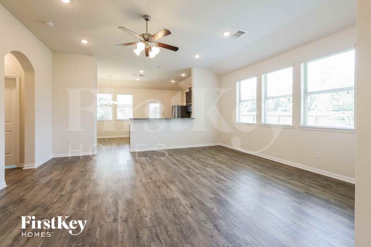 15645 All Star Dr - Photo 3 of 17