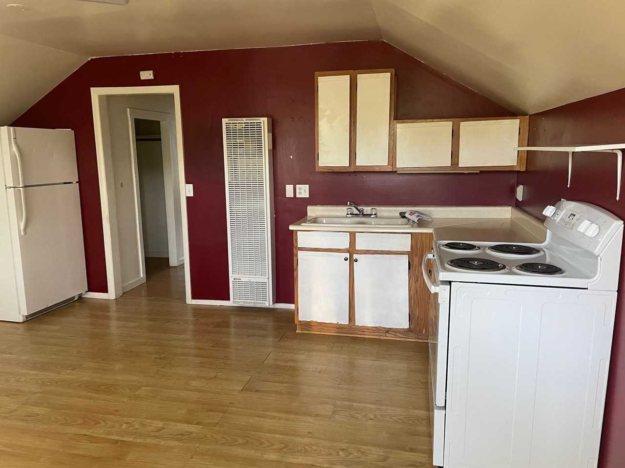 321 S Elden St - Photo 3 of 5