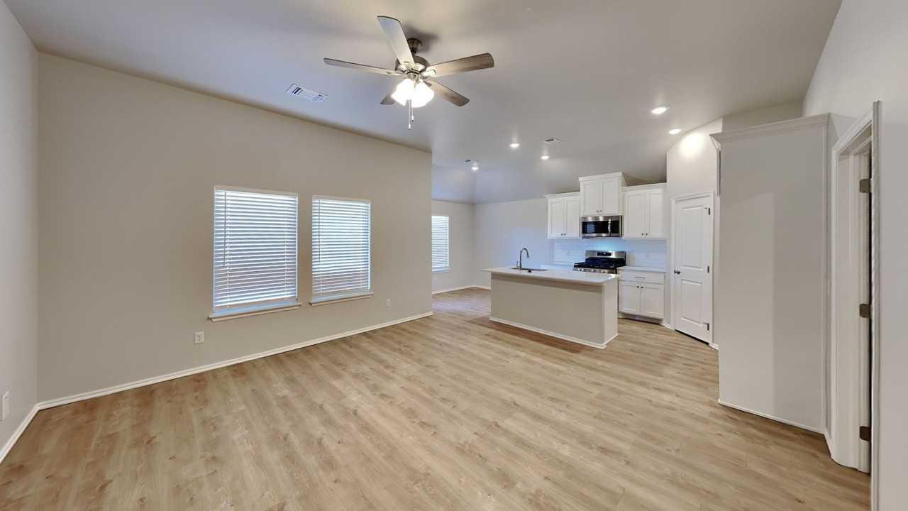 9109 Nw 127th Ter - Photo 5 of 21