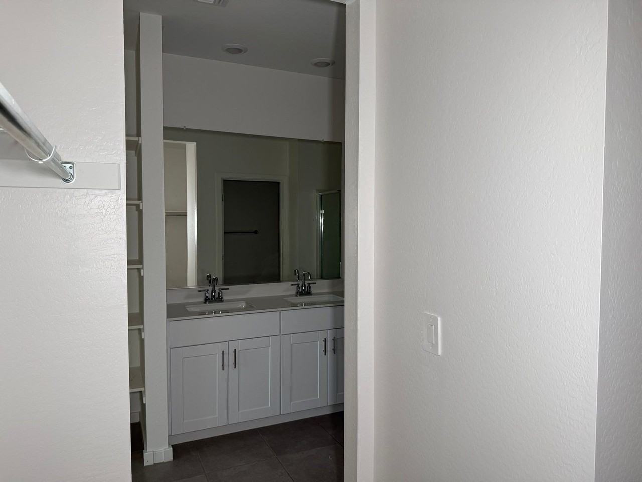 2462 E Alonso Dr - Photo 7 of 49