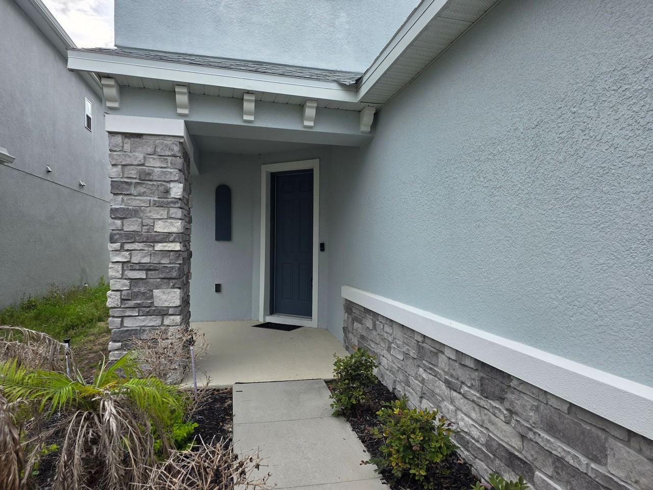 2865 High Pointe St - Photo 2 of 48