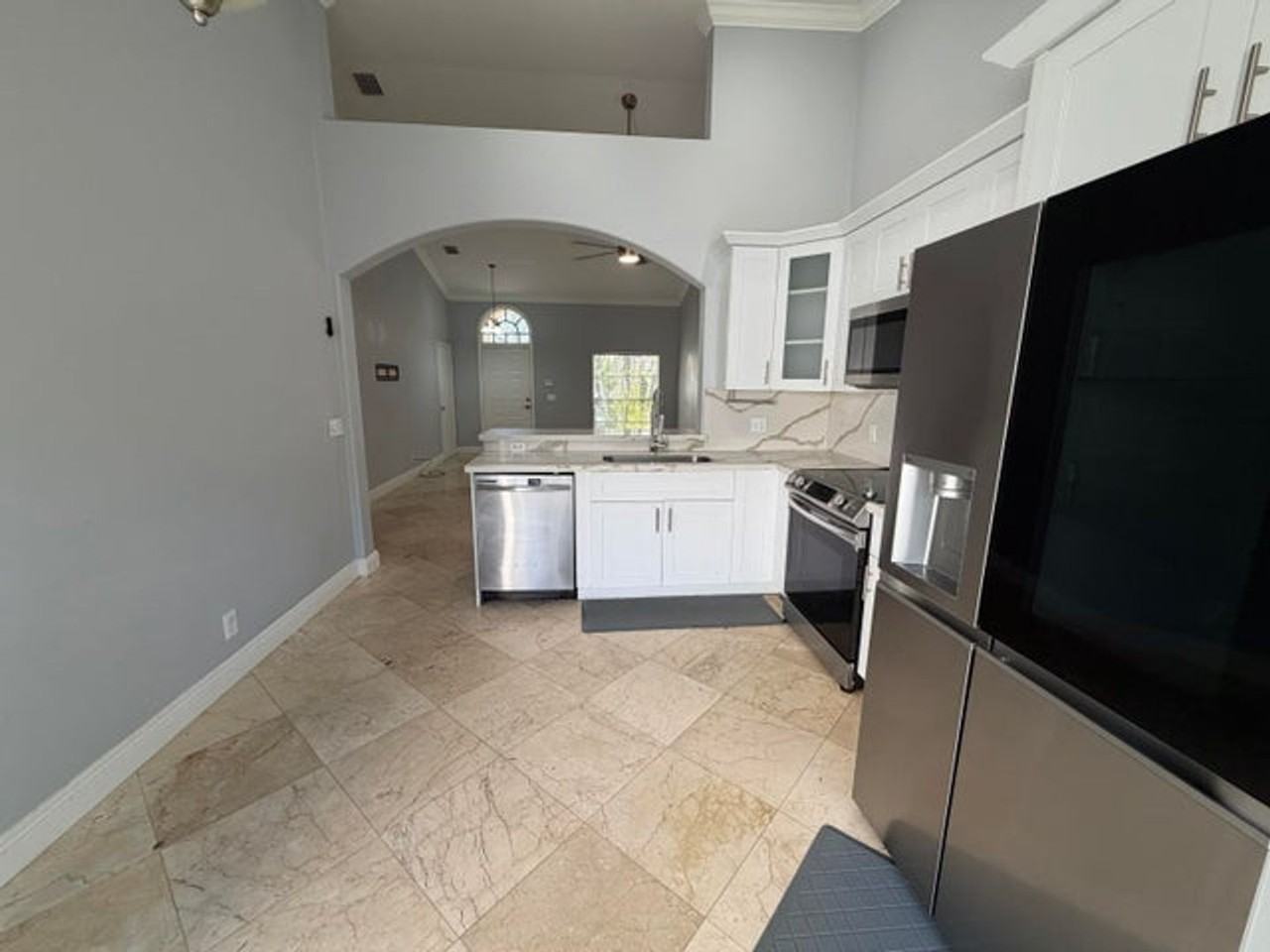 7657 Sanctuary Dr - Photo 4 of 16