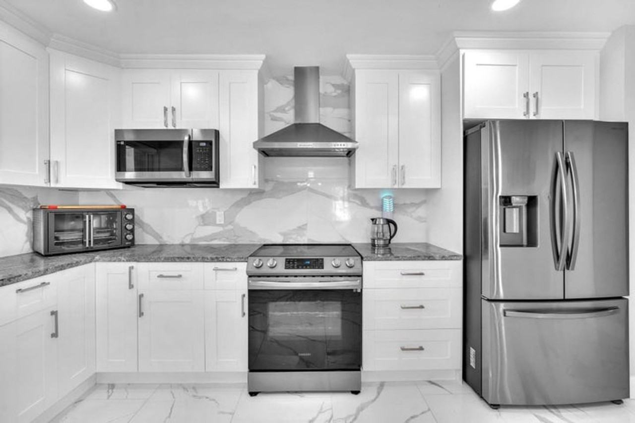 4406 Sw 37th Ave - Photo 2 of 19