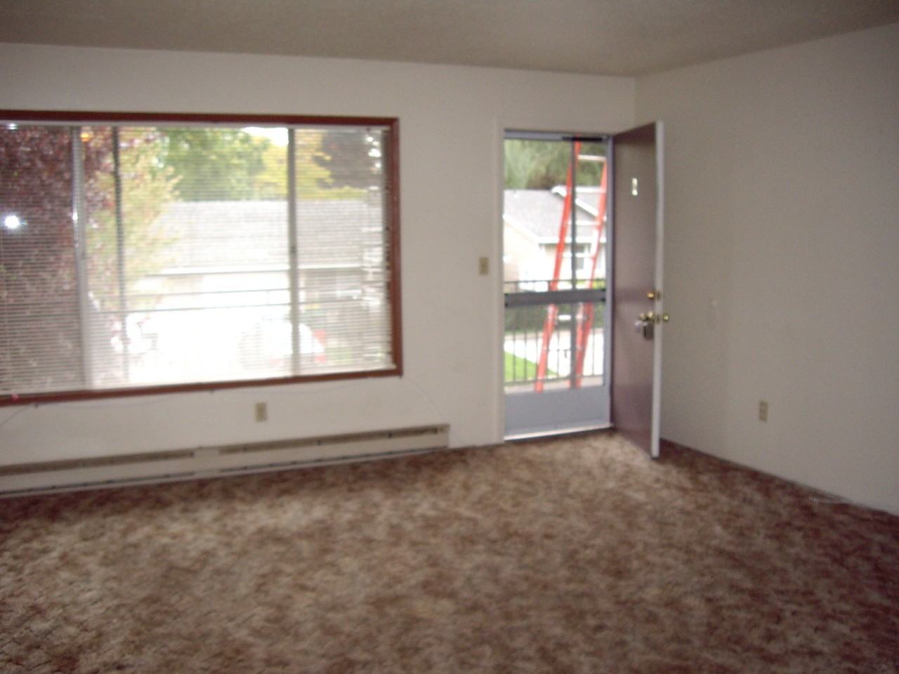 2218 19th Ave #J - Photo 2 of 5