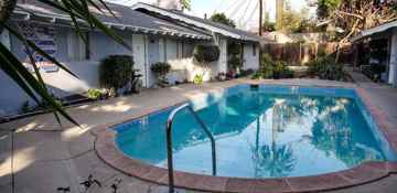 featured image of 2611 Bishop Dr