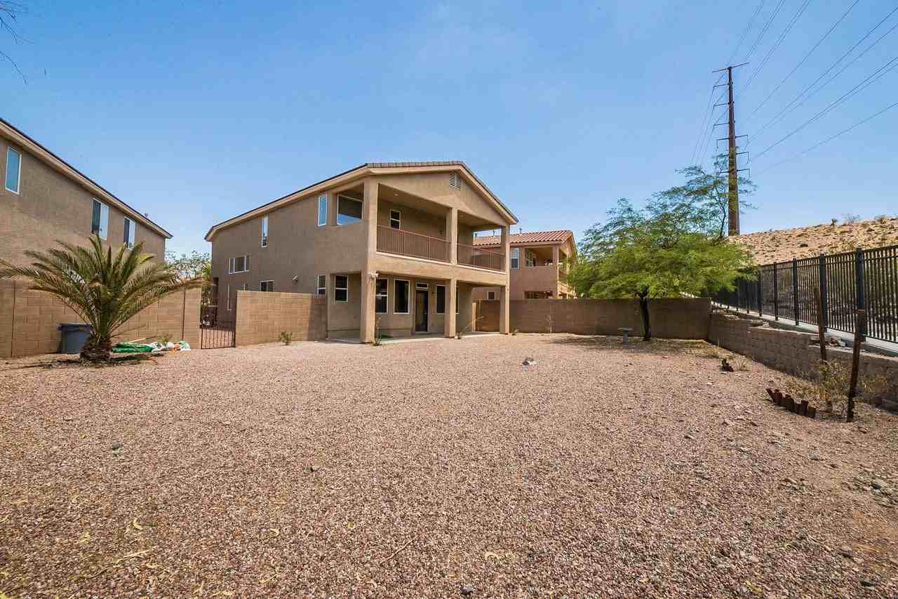 2871 Dunnottar Ave - Photo 2 of 21