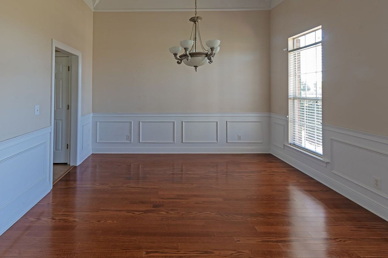 2004 Vonica Rose St - Photo 5 of 28