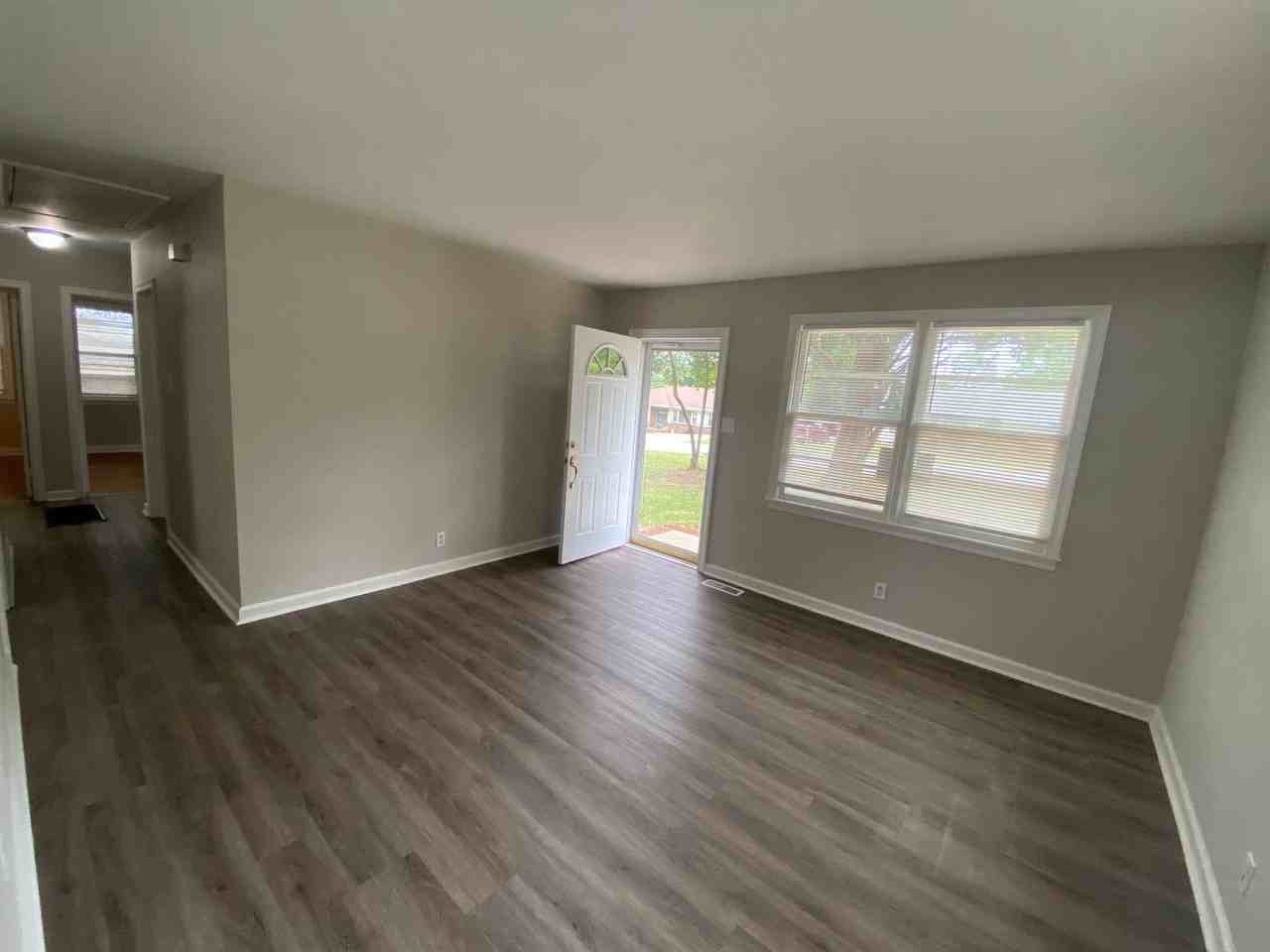 4464 Sims St - Photo 2 of 14