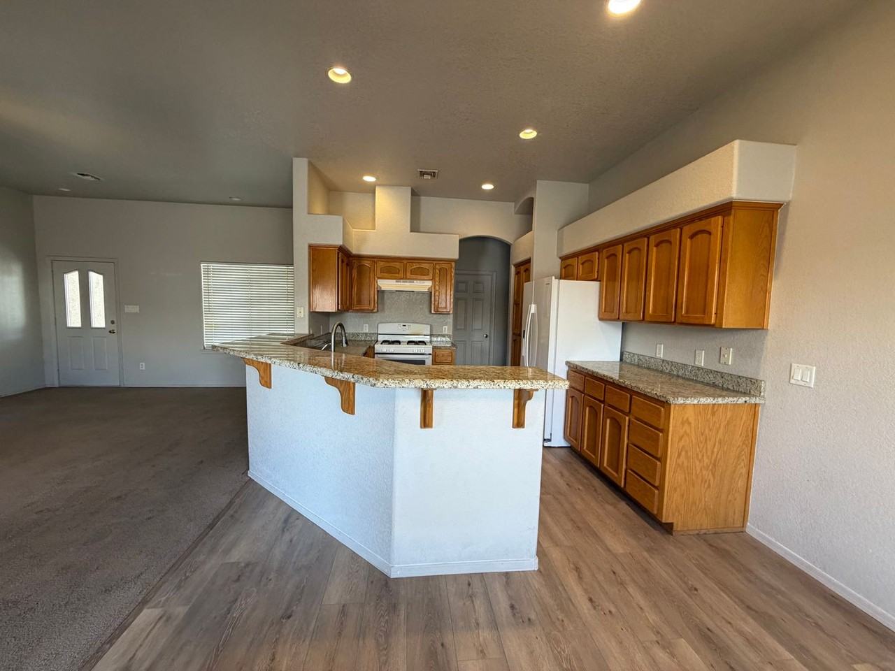 10638 E 38th Pl - Photo 6 of 25