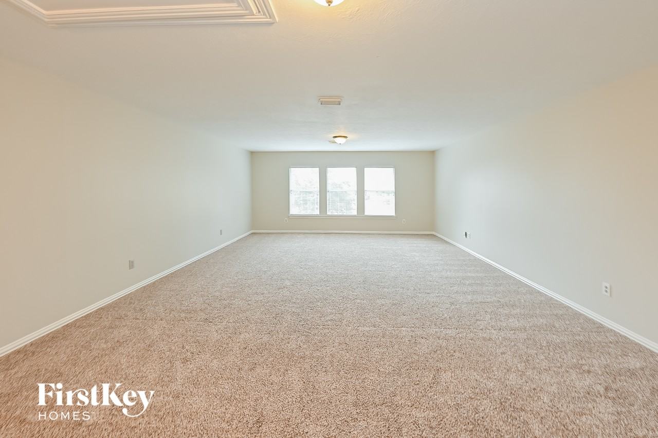 10364 Stone Gate Dr - Photo 6 of 15