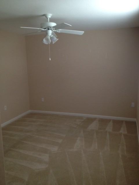 11 Guinevere Ln Unit B - Photo 5 of 8