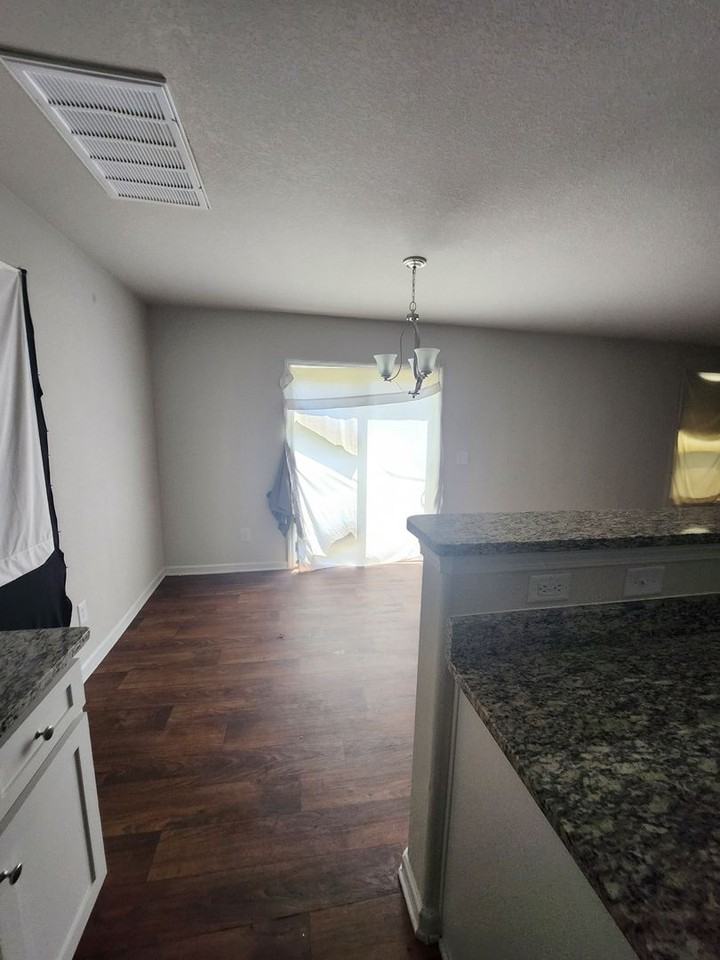 3425 Ellingford Rd #1 - Photo 2 of 11
