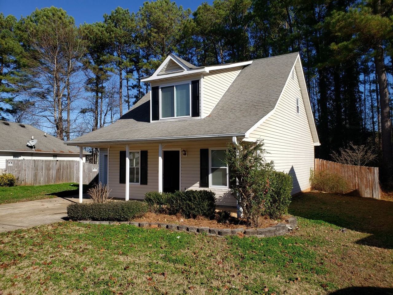1330 N Hampton Dr - Photo 3 of 22
