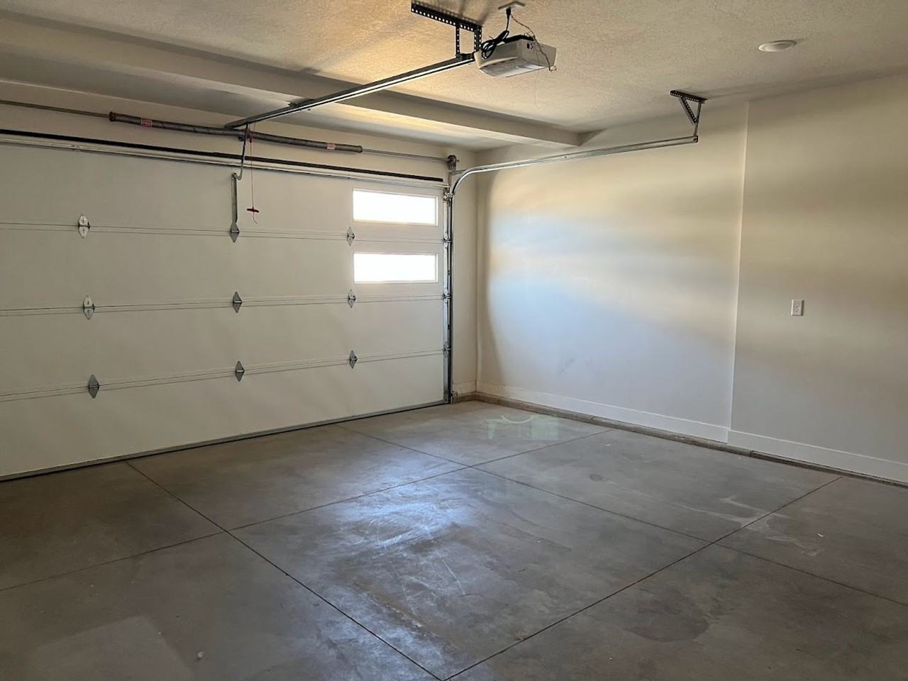 2086 N 325 W #18 - Photo 5 of 15