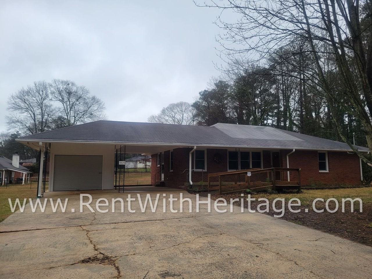 5575 Burrus Rd - Photo 5 of 44
