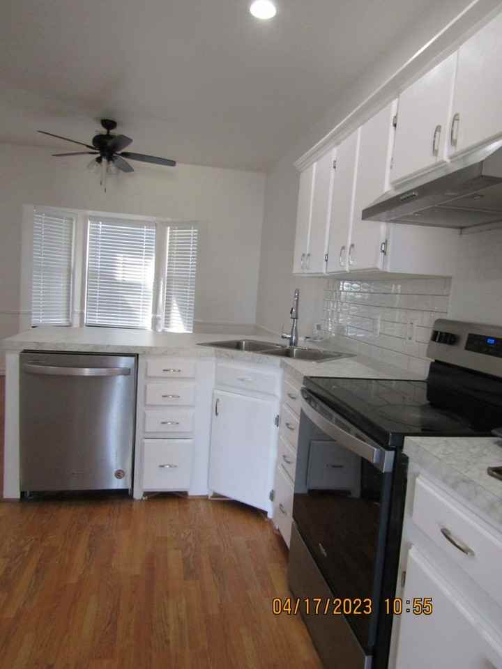 4104 Sw Wendy Dr - Photo 2 of 39