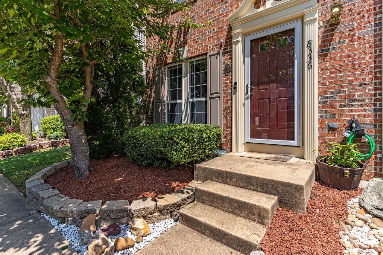 8336 Hunter Murphy Cir - Photo 2 of 35