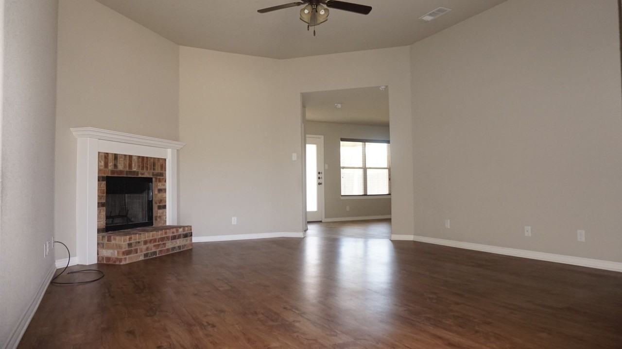 6500 Castle Gap Dr - Photo 2 of 18