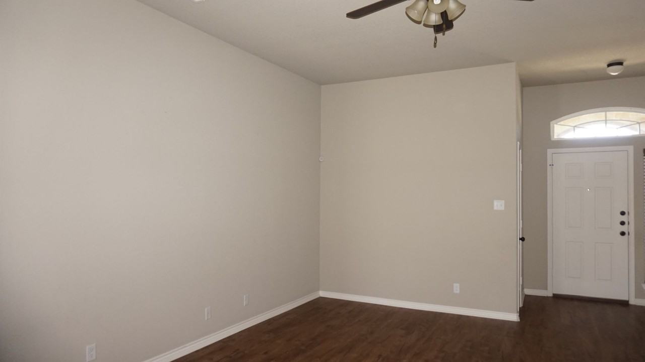6500 Castle Gap Dr - Photo 3 of 18
