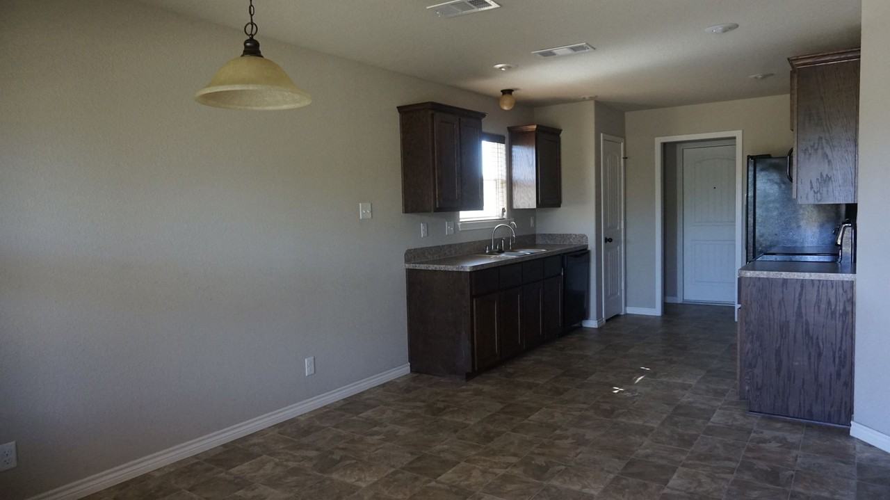 6500 Castle Gap Dr - Photo 6 of 18