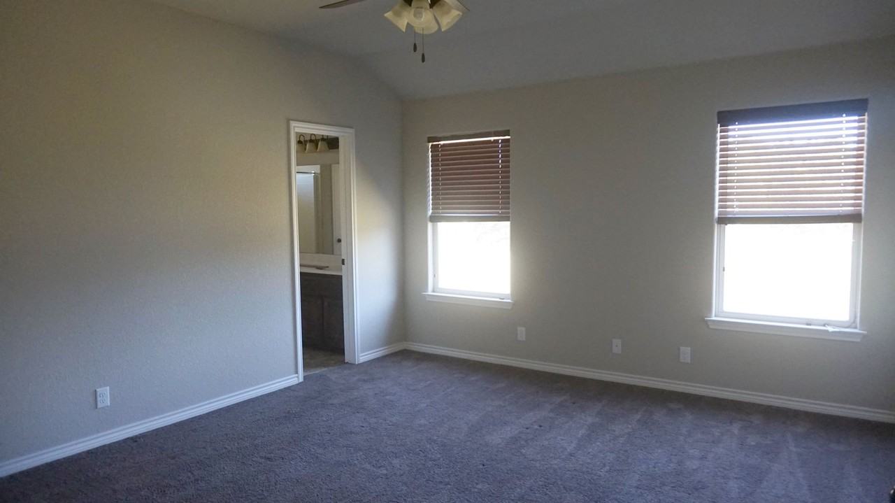 6500 Castle Gap Dr - Photo 7 of 18