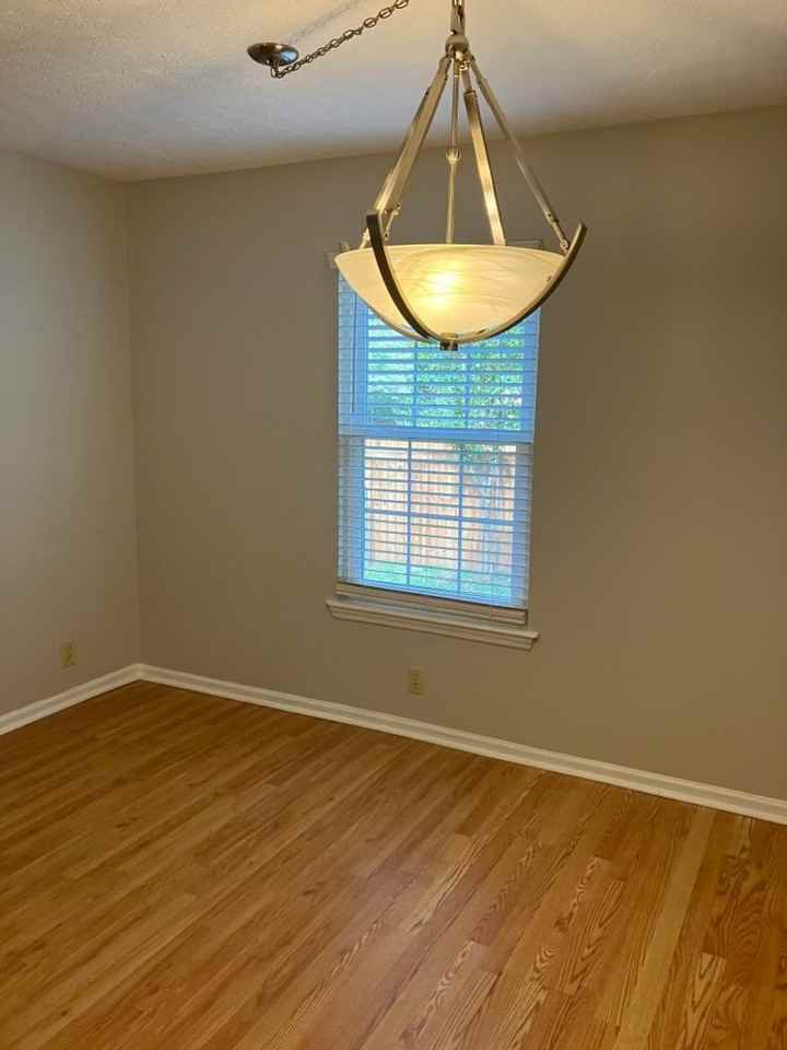 4738 Cascade Dr - Photo 6 of 10
