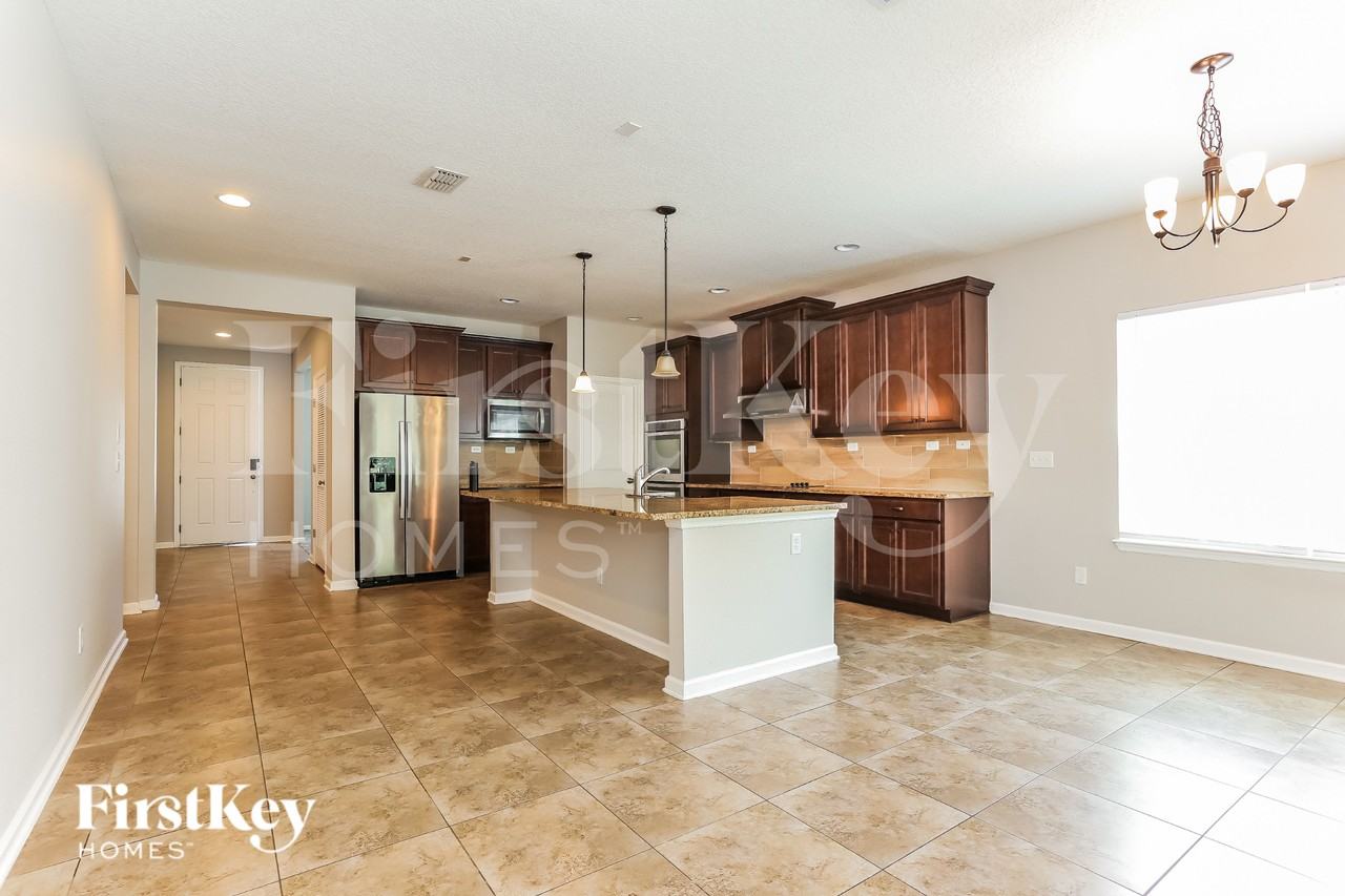 1254 Royal Dornoch Dr - Photo 6 of 17