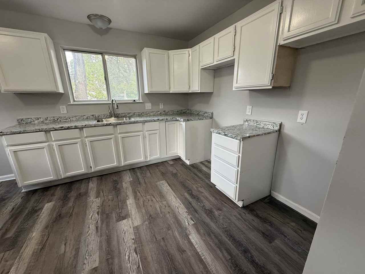 12832 Toepfer Rd - Photo 3 of 10