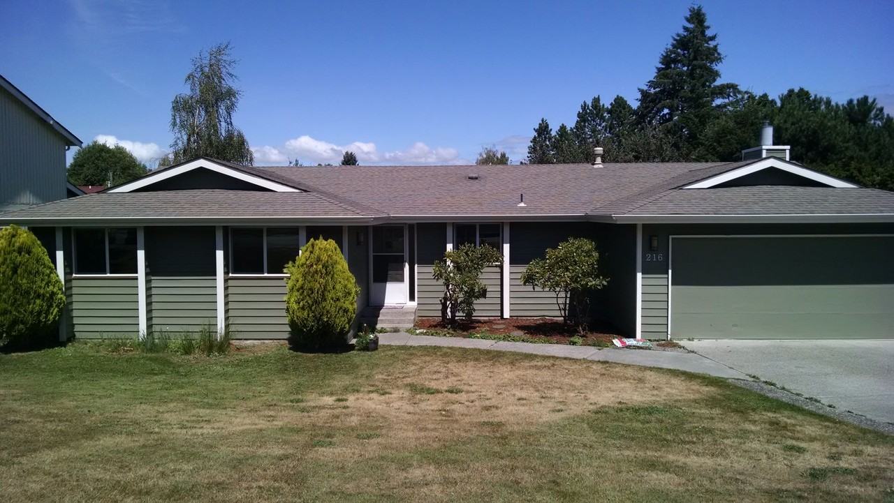 216 Bayside Pl - Photo 2 of 50