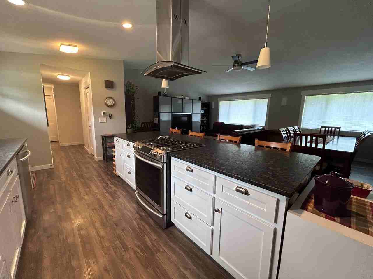 216 Bayside Pl - Photo 6 of 50