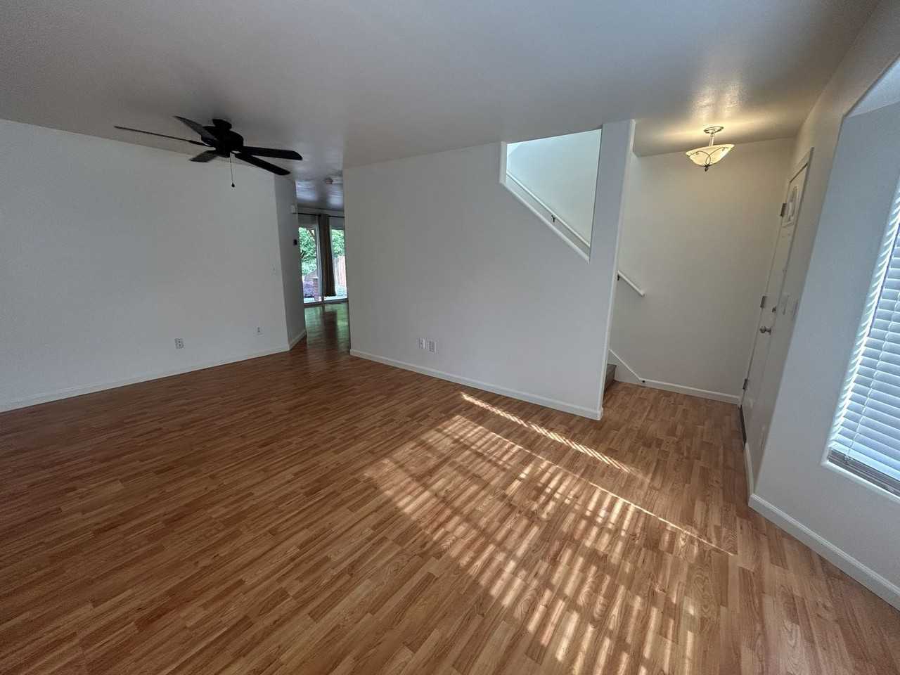 19406 Vista Dr - Photo 2 of 17