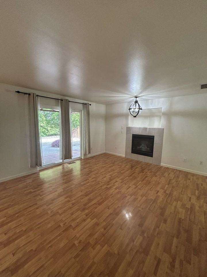 19406 Vista Dr - Photo 6 of 17