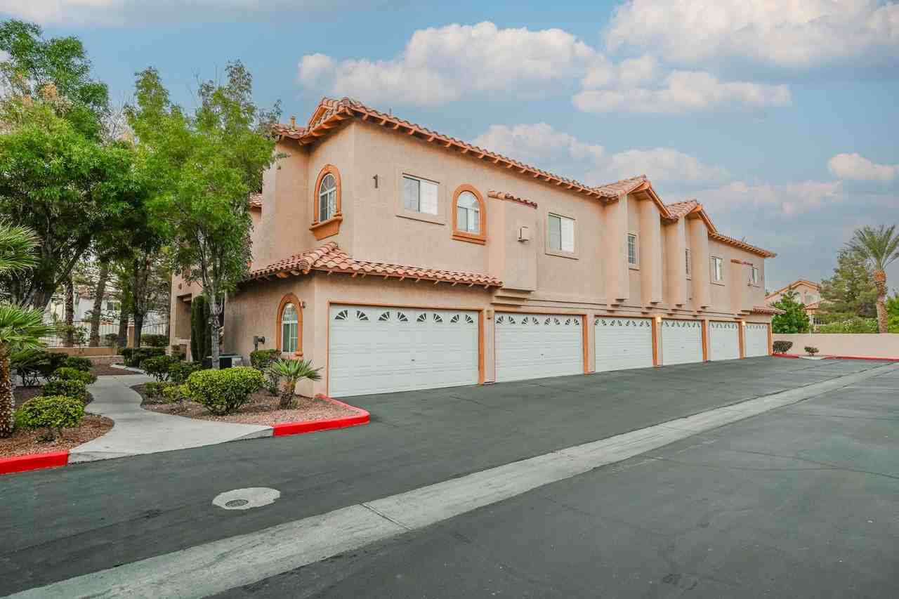 2925 Wigwam Pkwy #124 - Photo 4 of 50