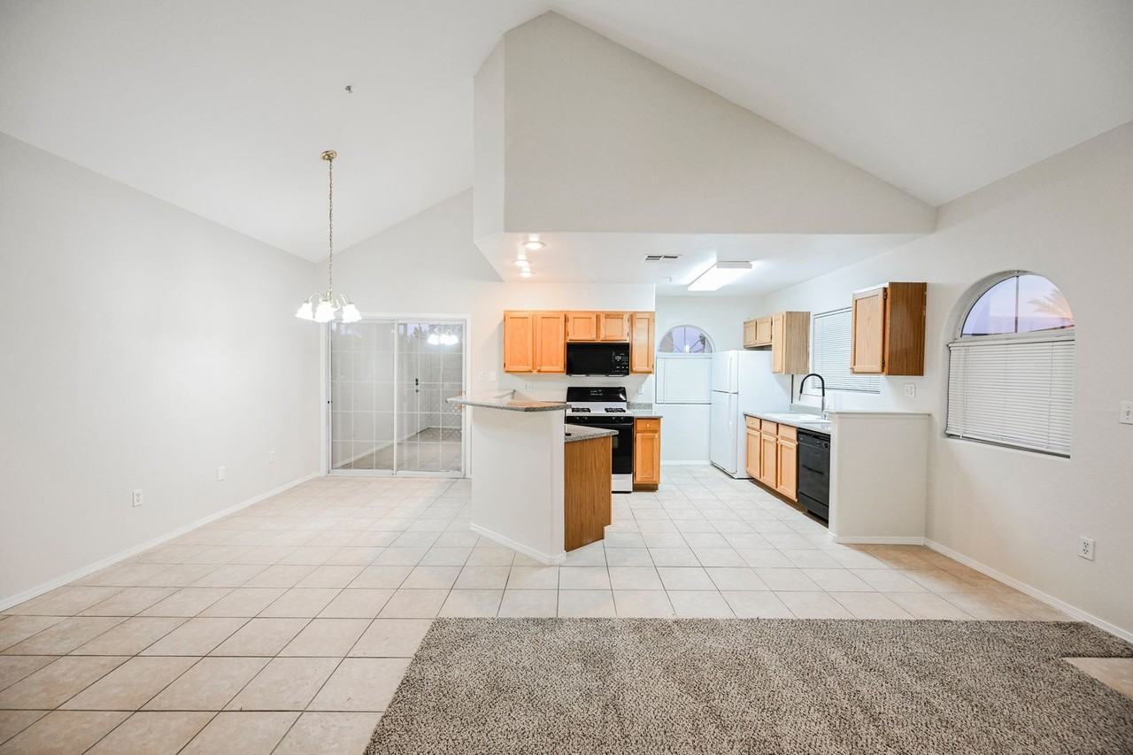2925 Wigwam Pkwy #124 - Photo 6 of 50