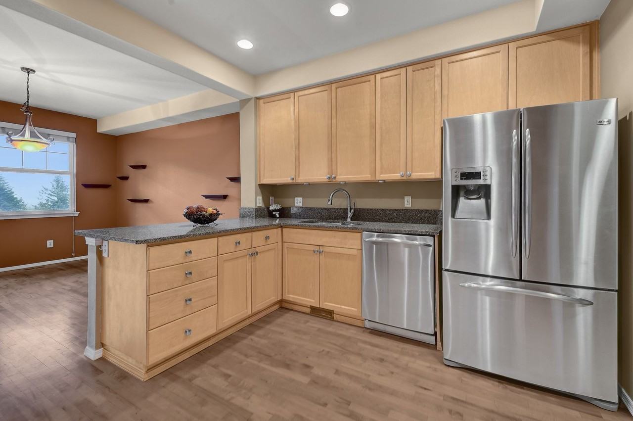 7728 Fairway Ave Se #903 - Photo 3 of 16