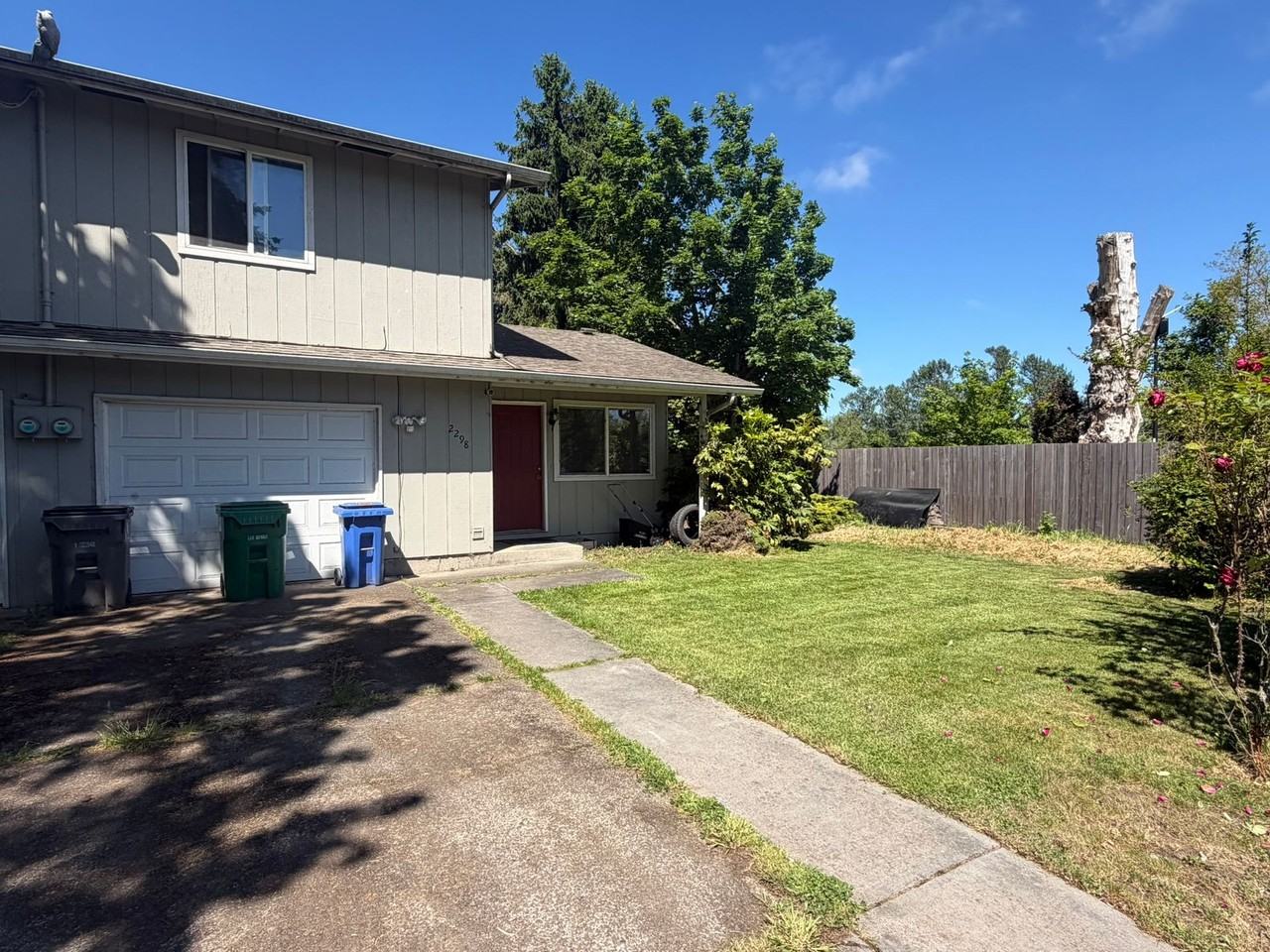 2298 Minnesota St - Photo 2 of 5