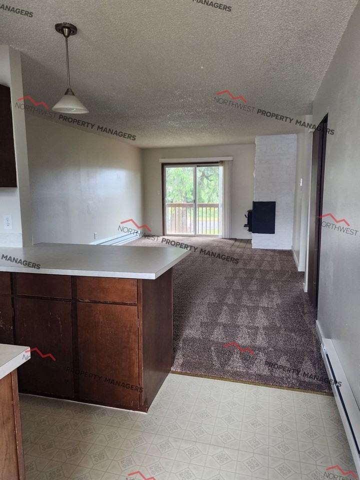 Monte Villa Apartments | R282E | - Photo 5 of 23