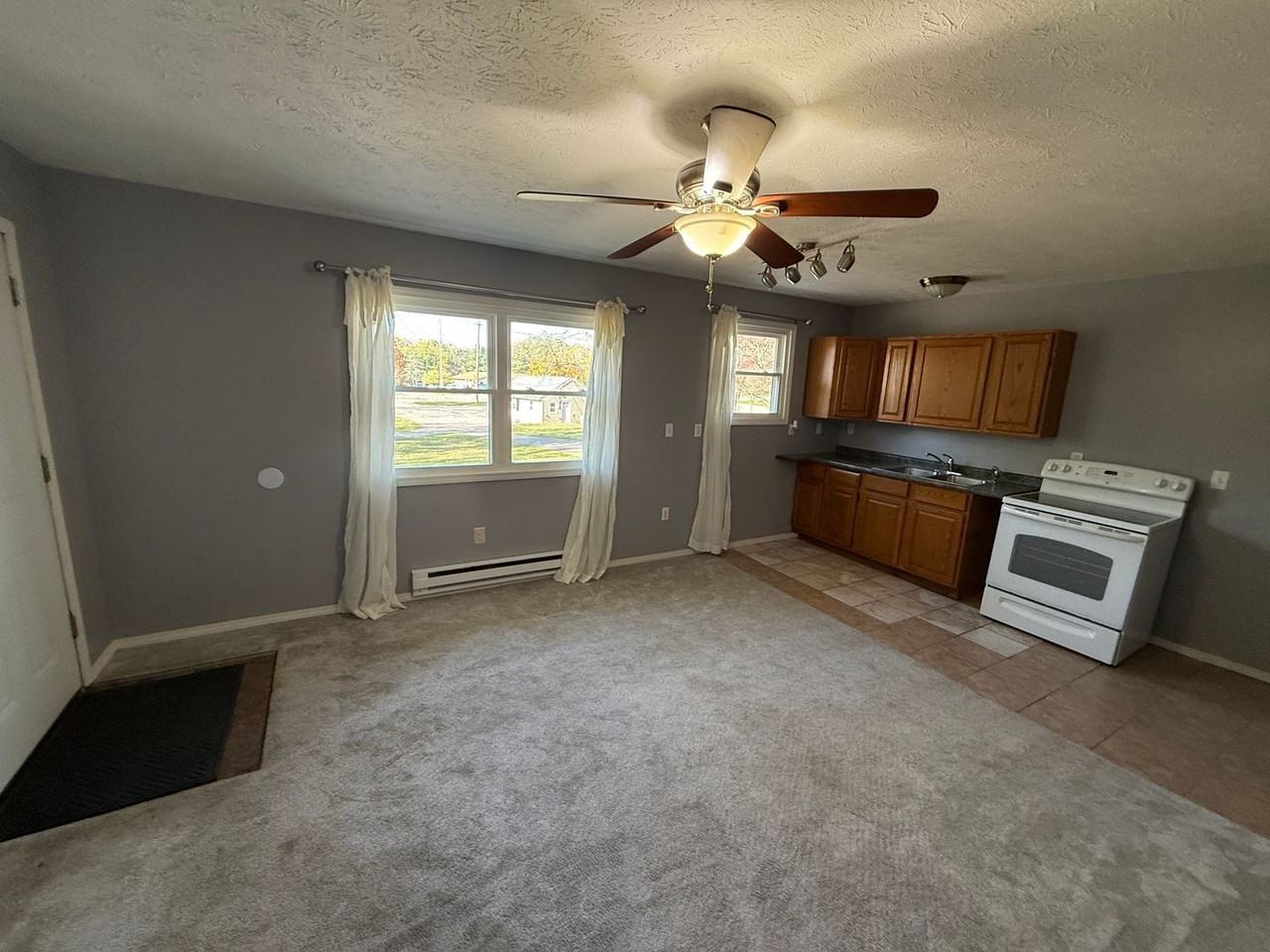 30871 Lorain Rd - Photo 6 of 29