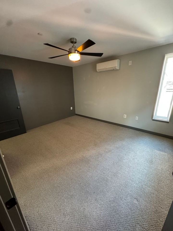 330 Saint Paul St - Photo 6 of 8