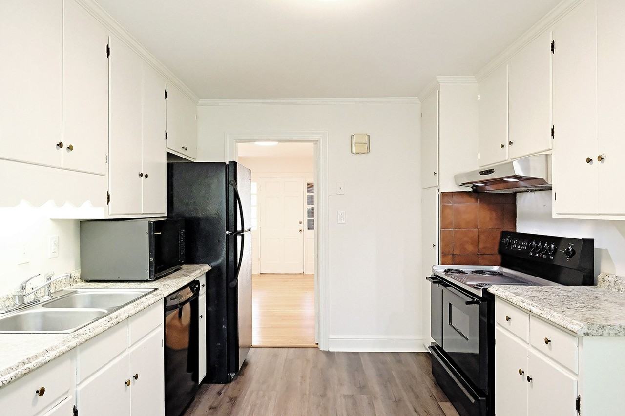 1710 Solomon Rd #A - Photo 5 of 15